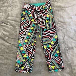 Live Love Dream Neon Geometric Tribal Print Athletic Capris Size Small